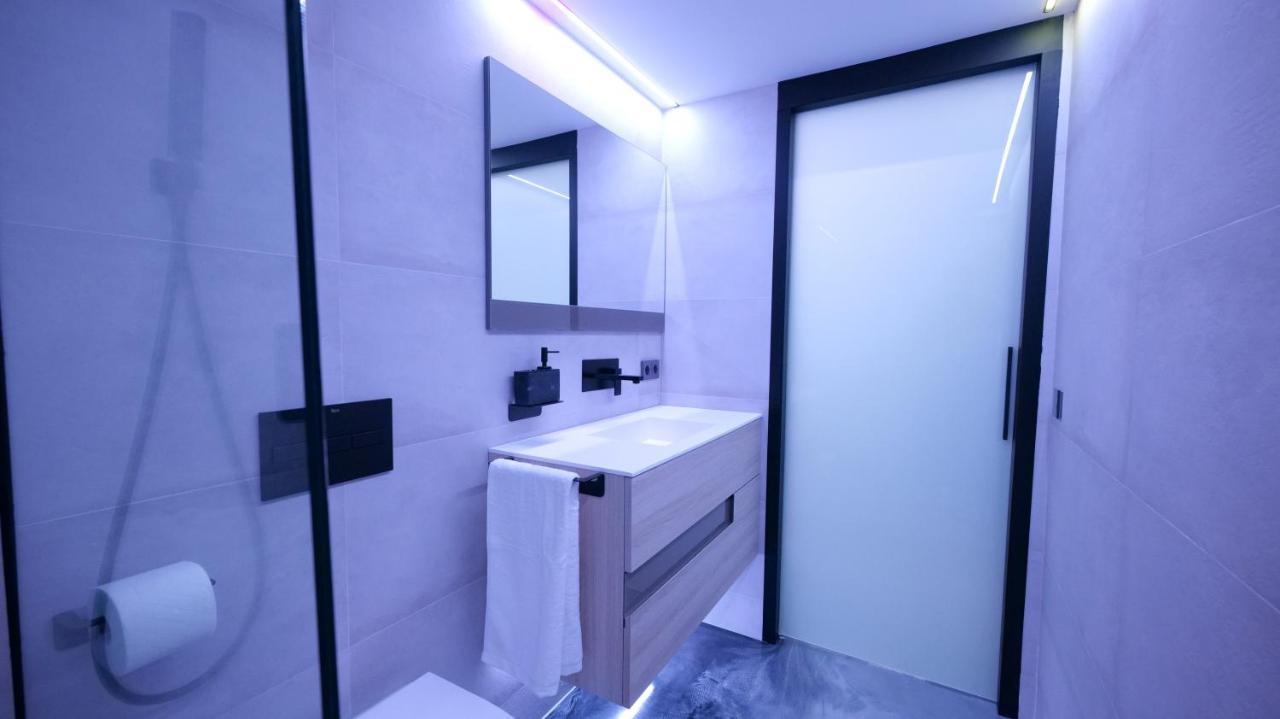 マルベーリャLa Farola - Luxury Domotic Flat In Puerto Deportivoアパートメント エクステリア 写真
