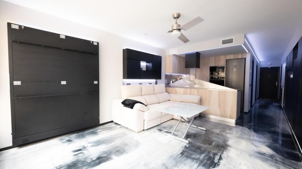 マルベーリャLa Farola - Luxury Domotic Flat In Puerto Deportivoアパートメント エクステリア 写真