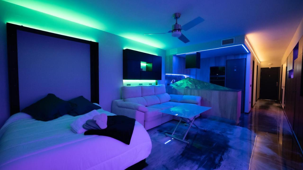 マルベーリャLa Farola - Luxury Domotic Flat In Puerto Deportivoアパートメント エクステリア 写真